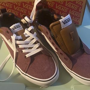 Vans NEW Filmore Shoes Size 8 with floral inside NEW